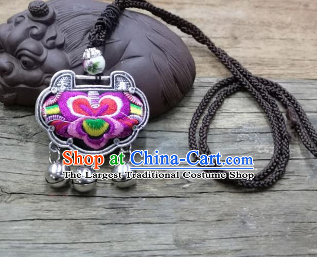 Chinese Traditional Accessories Yunnan Minority Necklace Embroidered Red Flowers Longevity Lock for Women