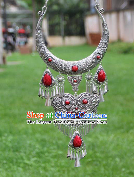 Chinese Traditional Yunnan Miao Minority Carving Sliver Red Necklace Ethnic Tassel Accessories for Women