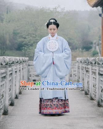 China Ancient  Ming Dynasty Nobility Lady Dress Clothing Long Cape for Women