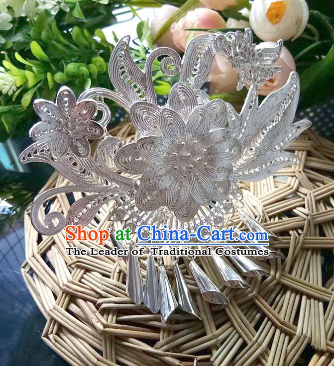 Traditional Chinese Miao Nationality Butterfly Hairpins Hair Accessories Sliver Headwear for Women