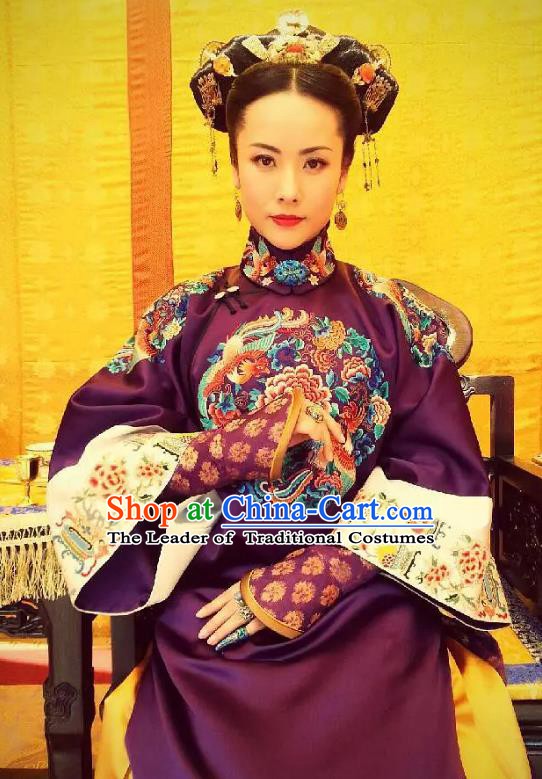 Ancient Chinese Qing Dynasty Manchu Qianlong Empress Embroidered Historical Dress Costume for Women