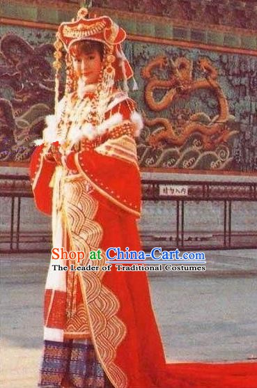 Chinese Ancient Qing Dynasty Empress Dowager Xiaozhuang Embroidered Manchu Wedding Dress Historical Costume for Women