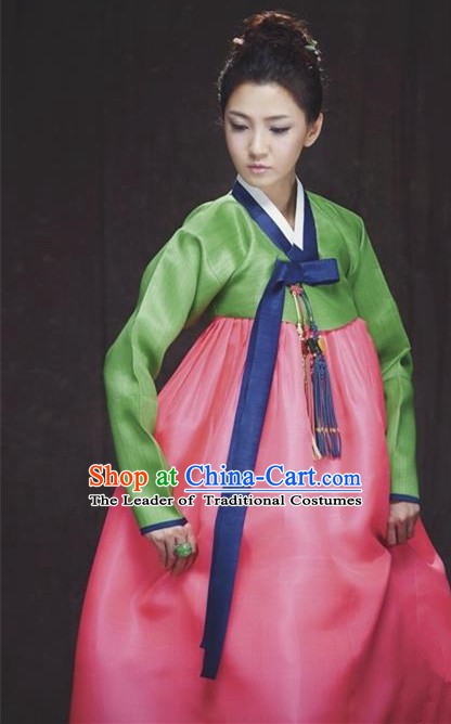 Korean Traditional Palace Garment Hanbok Fashion Apparel Costume Green Blouse and Pink Dress for Women