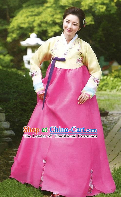 Korean Traditional Garment Palace Hanbok Yellow Blouse and Pink Dress Fashion Apparel Bride Costumes for Women