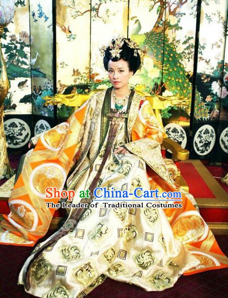 Chinese Tang Dynasty Imperial Consort Historical Costume Ancient Queen Wu Meiniang Replica Costume for Women