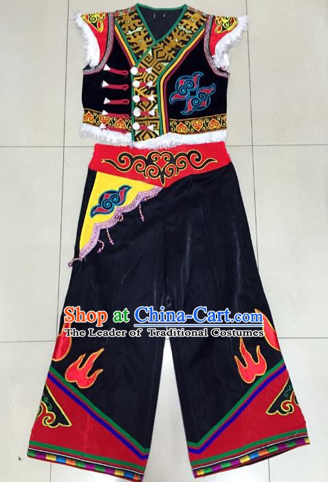 Traditional Chinese Yi Nationality Dance Costume Chinese Hmong Minority Embroidered Clothing for Men