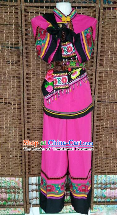 Traditional Chinese Yi Nationality Pink Costume China Bai Ethnic Minority Embroidered Clothing for Women