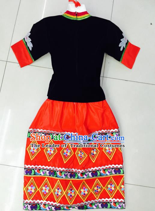 Traditional Chinese Miao Nationality Dance Clothing Hmong Ethnic Minority Costumes and Headwear