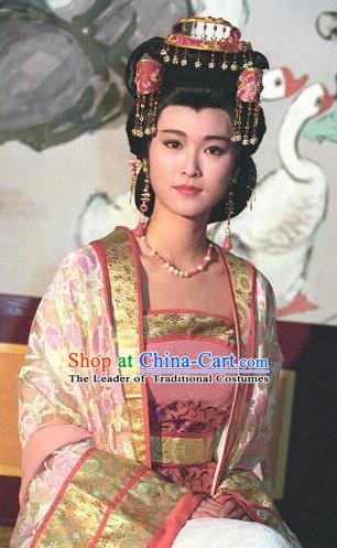 Chinese Ancient Tang Dynasty Imperial Empress Zhangsun Hanfu Dress Replica Costume for Women