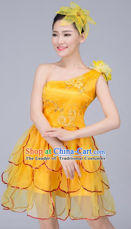 Top Grade Modern Dance Costume, Chorus Singing Group Dance Yellow Dress for Women
