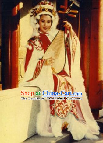 Chinese Ancient Han Dynasty Beauty Wang Zhaojun Hanfu Dress Replica Costume for Women