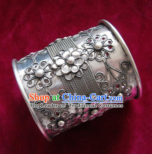 Chinese Miao Nationality Ornaments Sliver Bracelet Traditional Hmong Bangle Jewelry for Women