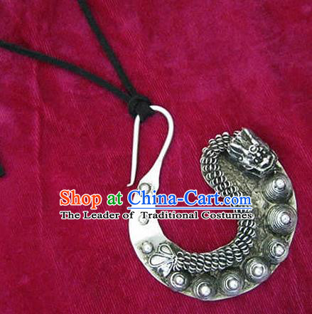 Chinese Handmade Miao Sliver Carving Dragon Necklace Hmong Nationality Necklet for Women