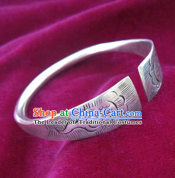 Handmade Chinese Miao Nationality Carving Bracelet Traditional Hmong Sliver Bangle for Women