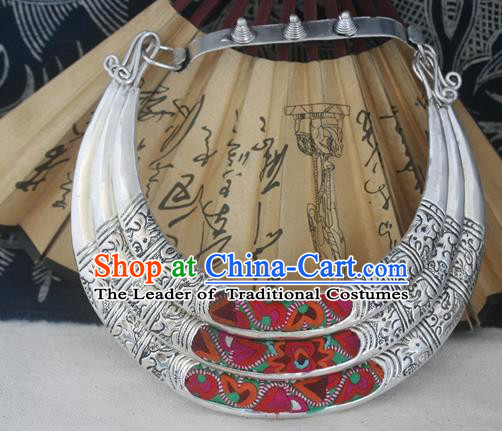 Traditional Chinese Miao Sliver Wedding Necklace Hmong Ornaments Minority Headwear for Women