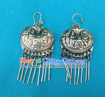 Chinese Traditional Ornaments Accessories Ancient Miao Minority Sliver Earrings for Women
