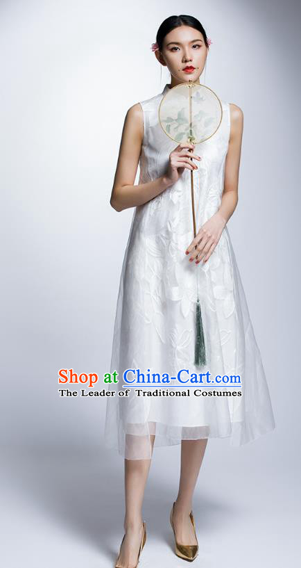 Chinese Traditional Embroidered White Cheongsam China National Costume Tang Suit Qipao Dress for Women