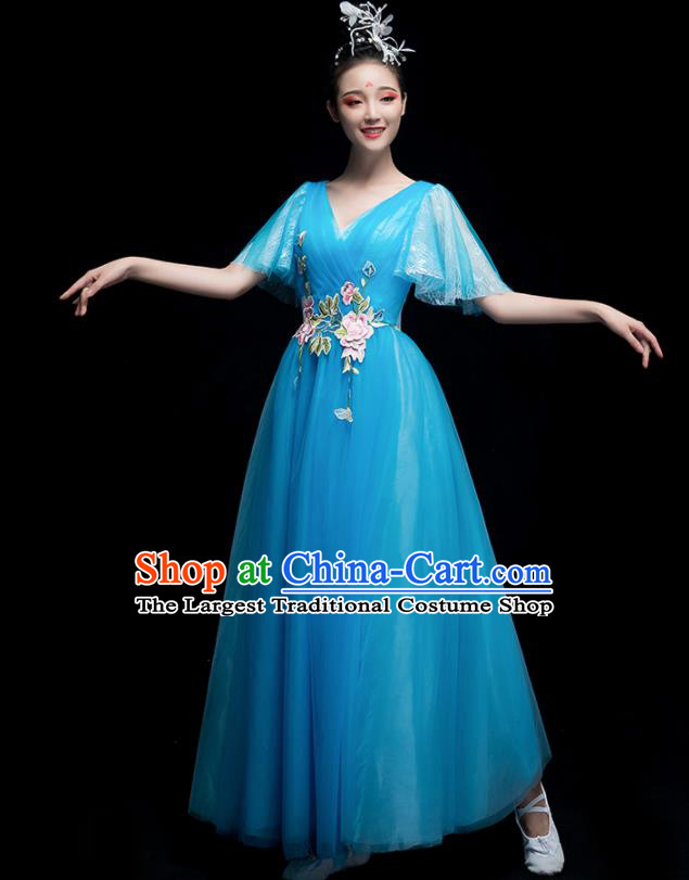Traditional Chinese Fan Dance Folk Dance Costume Classical Yangko Dance Classical Dance Dress