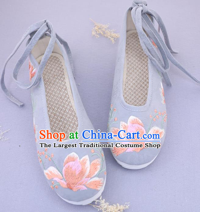 Traditional Chinese Ancient Princess Embroidered Magnolia Blue Shoes Cloth Shoes Handmade Hanfu Shoes for Women
