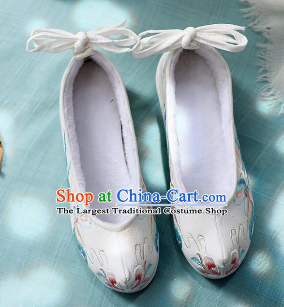 Traditional Chinese Embroidered Butterfly White Shoes Handmade Cloth Shoes National Cloth Shoes for Women