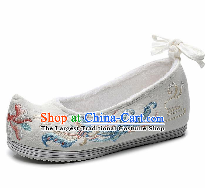 Traditional Chinese Embroidered Butterfly White Shoes Handmade Cloth Shoes National Cloth Shoes for Women