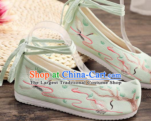 Traditional Chinese Embroidered Crane Green Shoes Handmade Cloth Shoes National Cloth Shoes for Women
