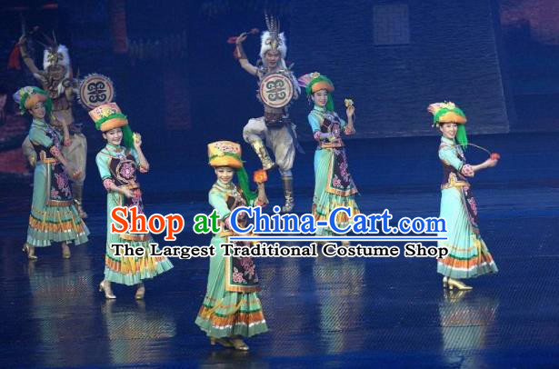Chinese The Romantic Show of Jiuzhai Yi Nationality Dance Green Dress Stage Performance Costume and Headpiece for Women