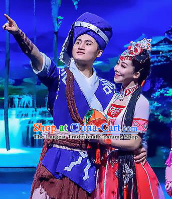 Chinese The Romantic Show of Guilin Zhuang Nationality Stage Show Dance Costumes for Women for Men