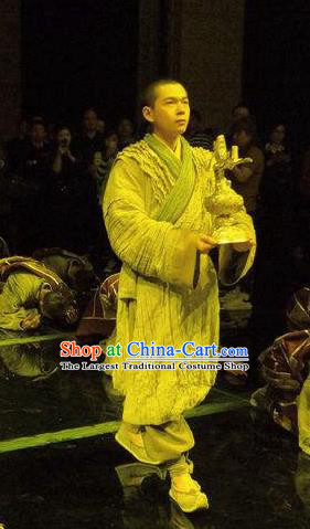 Chinese Dharma Legends in Famen Temple Ancient Tang Dynasty Monk Stage Performance Grey Costume for Men