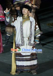 Chinese Impression of Going East To Native Land Mongol Nationality Ubashi Khan Stage Performance Dance White Costume for Men