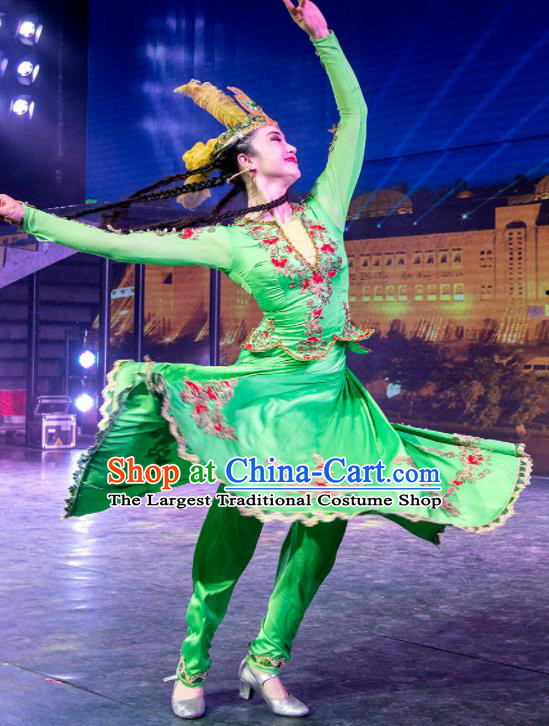 Chinese Silk Road Mongol Nationality Dance Green Dress Ethnic Stage Performance Costume for Women