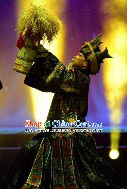 Chinese Jin Show Dan Zhai Miao Nationality Chief Dance Clothing Stage Performance Costume for Men