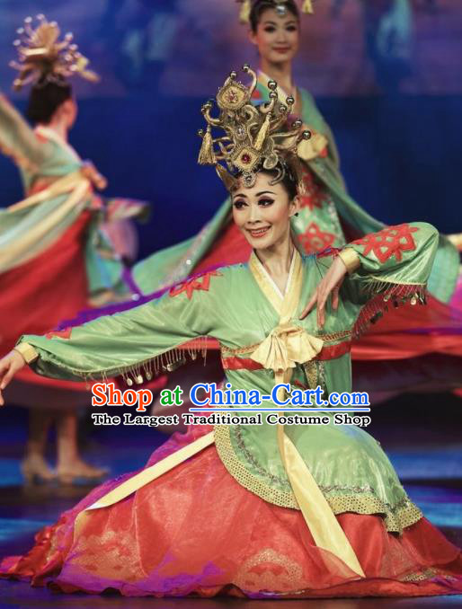 Chinese Oriental Apparel Classical Dance Dress Stage Performance Costume and Headpiece for Women