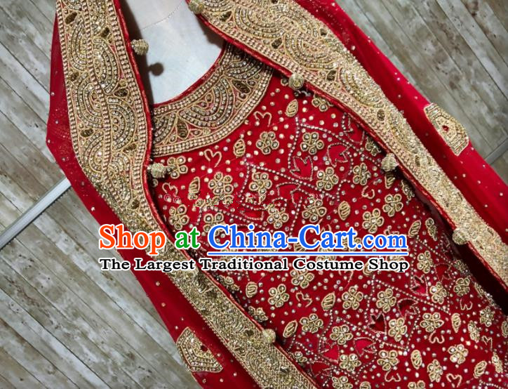 South Asia Pakistan Court Muslim Bride Red Embroidered Trailing Dress Traditional Pakistani Hui Nationality Islam Wedding Costumes for Women