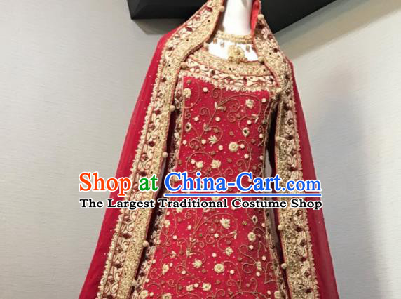 South Asia Pakistan Court Queen Wedding Red Embroidered Dress Traditional Pakistani Hui Nationality Islam Bride Costumes for Women