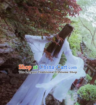 Chinese Cosplay Goddess Princess White Dress Ancient Female Swordsman Knight Costume for Women
