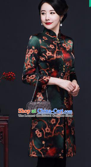 Traditional Chinese Green Silk Cheongsam Coat Mother Tang Suit Stand Collar Overcoat for Women