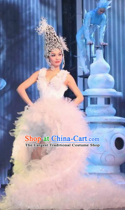 Chinese Night Of West Lake Modern Dance White Dress Stage Performance Costume and Headpiece for Women