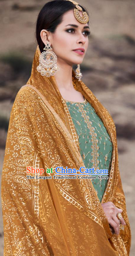 Asian Indian Punjabis Embroidered Green Georgette Dress India Traditional Lehenga Choli Costumes Complete Set for Women