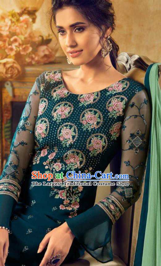 Asian Indian Punjabis Embroidered Green Skirt and Blouse India Traditional Lehenga Choli Costumes Complete Set for Women