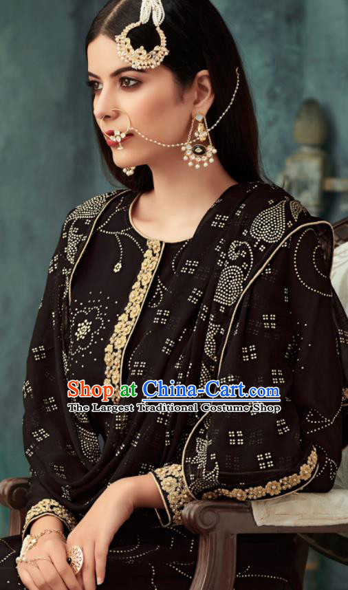 Traditional Indian Punjab Lehenga Embroidered Black Georgette Blouse and Pants Asian India National Costumes for Women