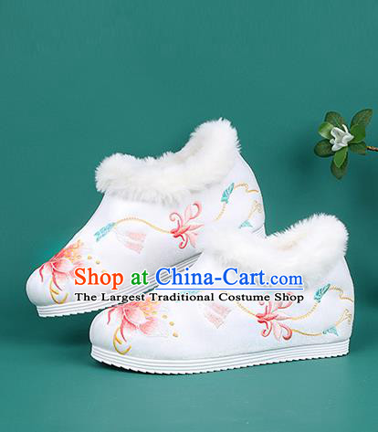 Chinese Traditional Winter Embroidered Peony White Ankle Boots Hanfu Shoes Cloth Boots for Women