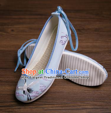 Traditional Chinese Handmade Hanfu Shoes Embroidered Crane Blue Shoes Cloth Shoes for Women