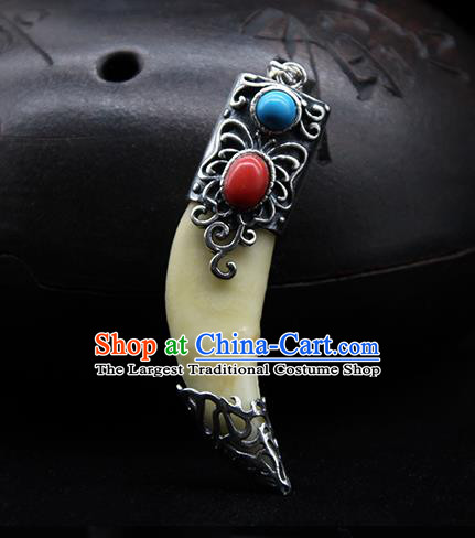 Chinese Traditional Mongolian Ethnic Sliver Accessories Handmade Mongol Nationality Wolf Tooth Necklace Pendant for Women