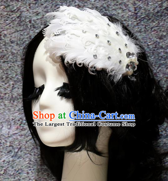 Top Grade Bride White Feather Hair Claw Headwear Brazilian Carnival Hair Accessories for Women