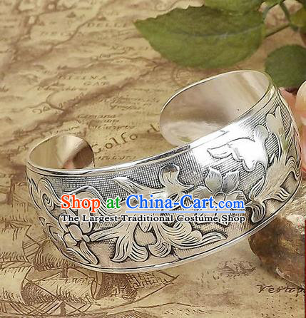 Top Grade Chinese Traditional Ethnic Accessories Sliver Carving Flowers Birds Bracelet for Women