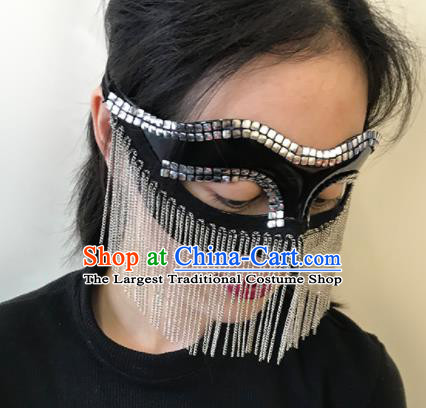 Top Halloween Stage Show Accessories Brazilian Carnival Catwalks Tassel Face Mask for Women