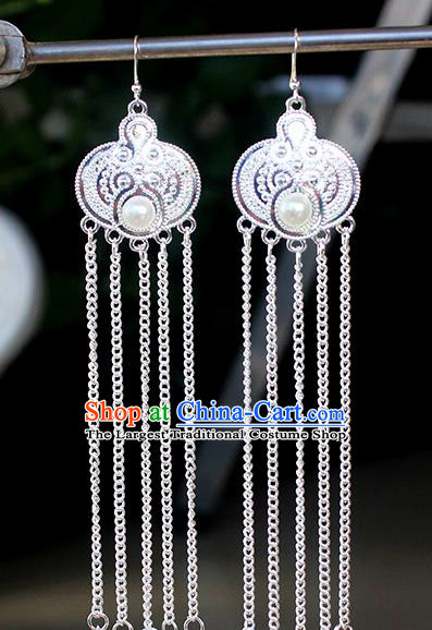 Chinese Mongolian Ethnic White Bead Ear Accessories Traditional Mongol Nationality Folk Dance Earrings for Women