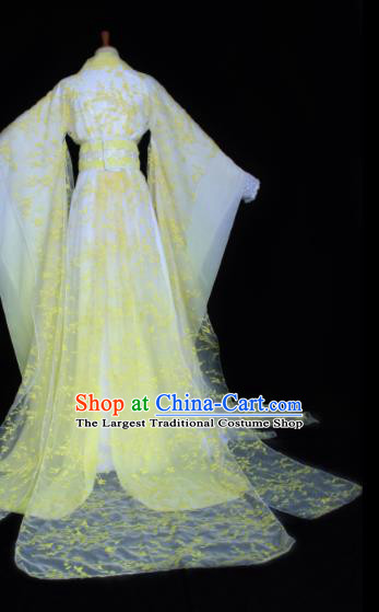 Chinese Traditional Cosplay Peri Costume Ancient Swordswoman Yellow Hanfu Dress for Women