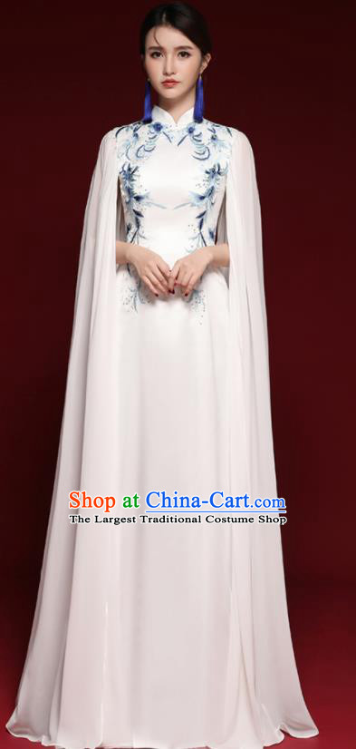 Chinese National Catwalks Embroidered White Cheongsam Traditional Costume Tang Suit Qipao Dress for Women